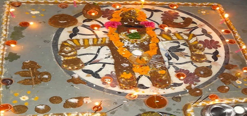 Govardhan Puja 2022: आज मनाया जा रहा है गोवर्धन पर्व, जानें पूजा का शुभ मुहुर्त और विधि