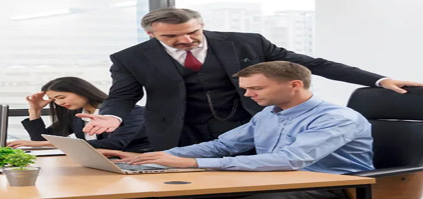 नहीं देखा होगा ऐसा बॉस...टारगेट पूरा नहीं होने पर कर्मचारी के साथ खेला खूनी खेल!