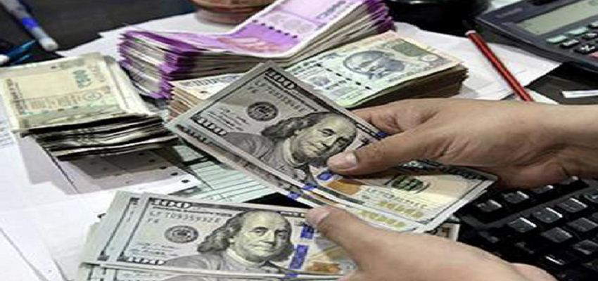 Dollar Vs Rupee: लुढ़कते रुपये ने खुद को संभाला, पिछले आठ दिनों में अमेरिकी डॉलर के मुकाबले 2 रुपये मजबूत
