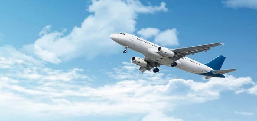 सफेद ही क्यों होता है हवाई जहाज का रंग, जाने इसके पीछे की वजह