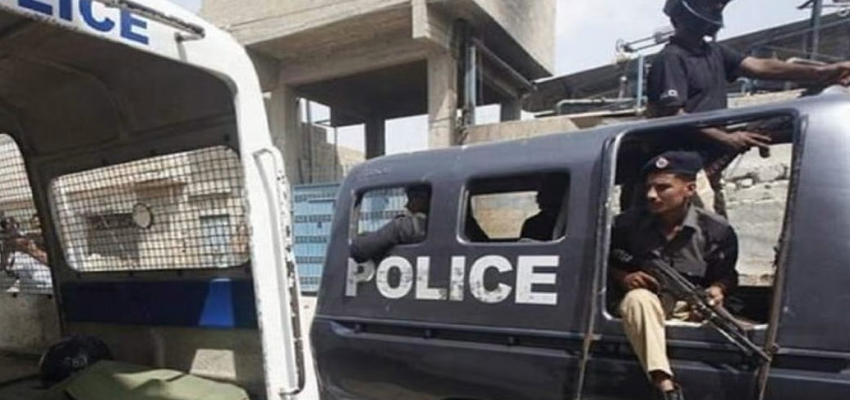 पाकिस्तान में पुलिस वैन पर हमला, 6 पुलिसकर्मियों की मौत, पीएम ने मांगी रिपोर्ट