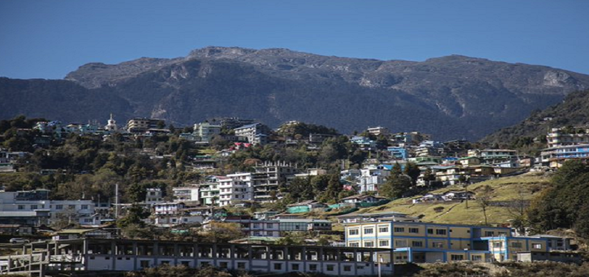 भारत के इन इलाकों में जाने के लिए भारतीयों को लेनी पड़ती है परमिशन