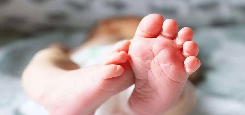 डॉ हुए हैरान! 6 सेंटीमीटर की पूछ के साथ पैदा हुई ये बच्ची