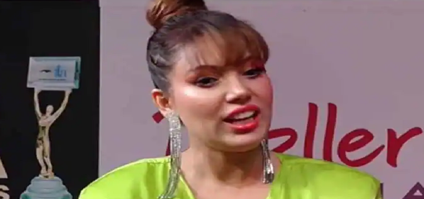 ये बेहूदा कमेंट...बबीता जी उर्फ मुनमुन दत्ता ने मीडिया पर खोया अपना आपा