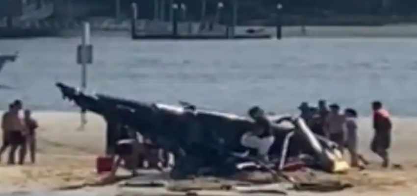 AUSTRALIA HELICOPTER CRASH: दो हेलीकॉप्टरों की भीषण टक्कर, 4 लोगों की मौत, 3 घायल