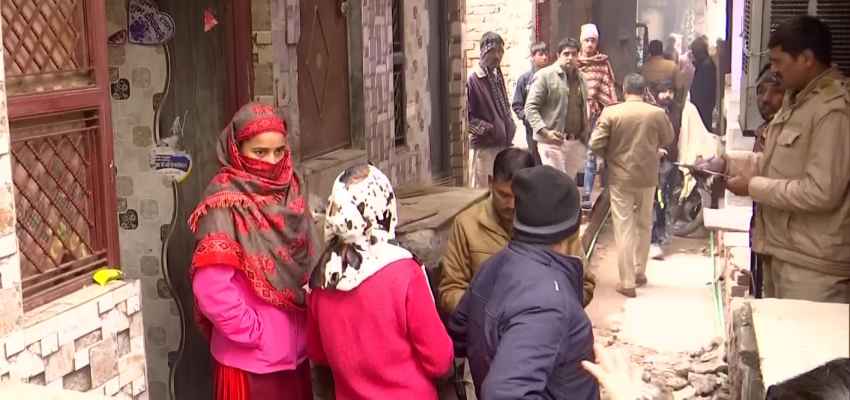 Kanjhawala Case : अंजलि के घर हुई चोरी, परिजनों ने निधि और पुलिस पर लगाए आरोप