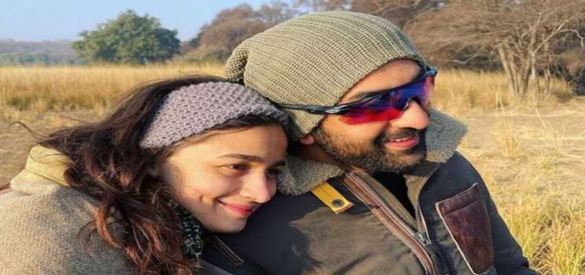 सोशल मीडिया पर वायरल हुई रणबीर-आलिया की बेटी, राहा कपूर की तस्वीरें देख झूम उठे फैंस