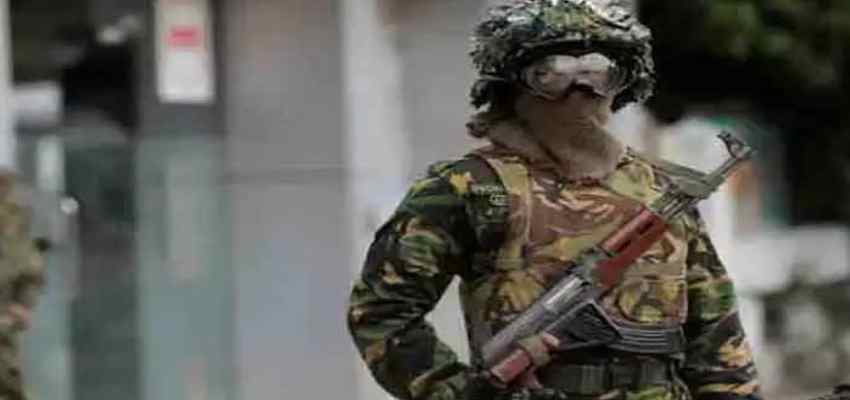 ECONOMIC CRISIS: इस देश में सेना को किया जा रहा है आधा, वजह जानकर हो जाएंगे हैरान