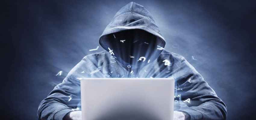 Cyber Crime: महिला ने ऑनलाइन किया जॉब के लिए अप्लाई, खाते से उड़ गए 5 लाख रुपए