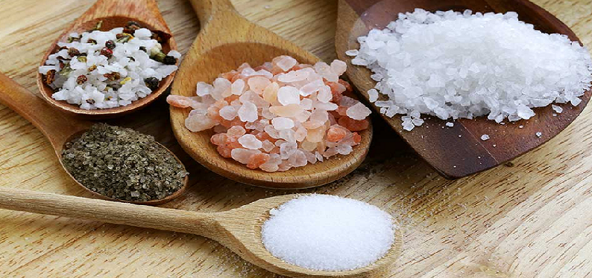 सावधान! ज्यादा नमक का सेवन पड़ सकता है भारी, शरीर में हो सकती है ये बीमारी