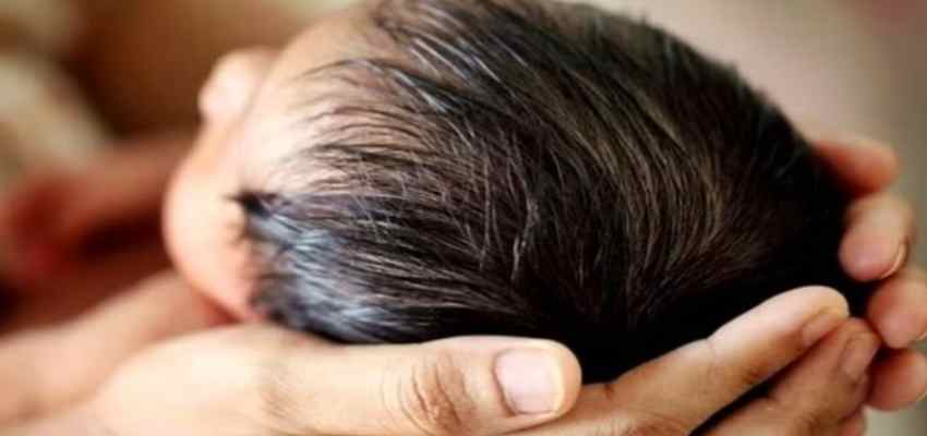 चमत्कार से कम नहीं है ये घटना, 15 मिनट तक पानी में डूबा रहा डेढ़ साल का बच्चा, फिर...