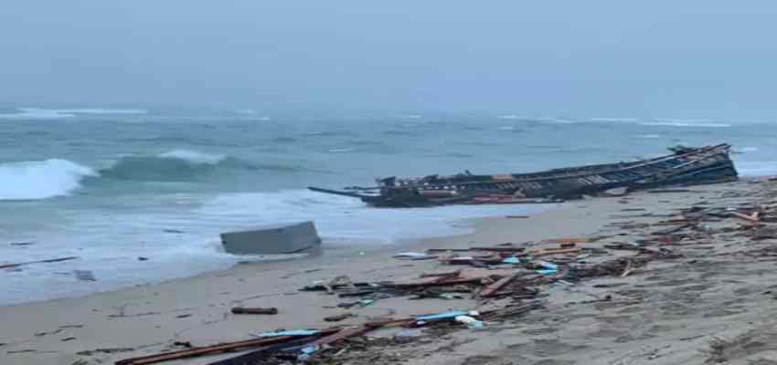 इटली में बड़ा हादसा, समुद्र में डूबी शरणार्थियों से भरी नाव, 12 बच्चों समेत 59 की मौत