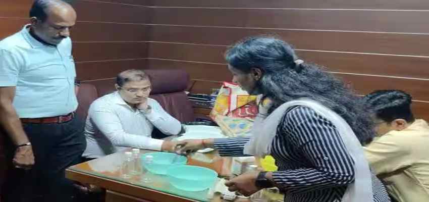 कर्नाटक में 40 लाख की रिश्वत संग पकड़े गए BJP विधायक के बेटे, अदालत ने 14 दिन की न्यायिक हिरासत में भेजा