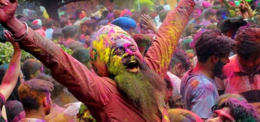 HOLI 2023: होली में भांग के हैंगओवर से बचने के लिए इन 8 टिप्स को करें फॉलो