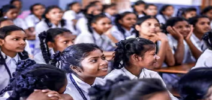 Uttar Pradesh: उत्तर प्रदेश के छात्रों को मिली बड़ी सौगात, सरकार ने बच्चों के भविष्य के लिए लिया ये फैसला