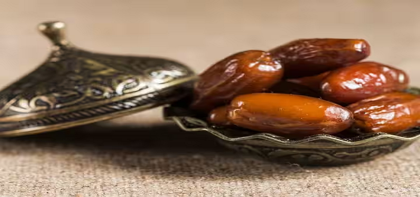RAMADAN 2023: खजूर से ही क्यों खोला जाता है रोजा, जानें क्या है इसके पीछे की वजह