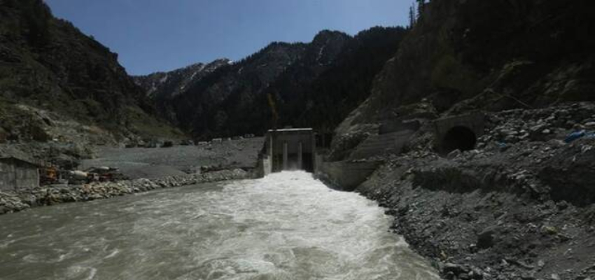 सिंधु जल संधि पर भारत की चेतावनी से निकली पाकिस्तान की हेकड़ी, कही ये बात