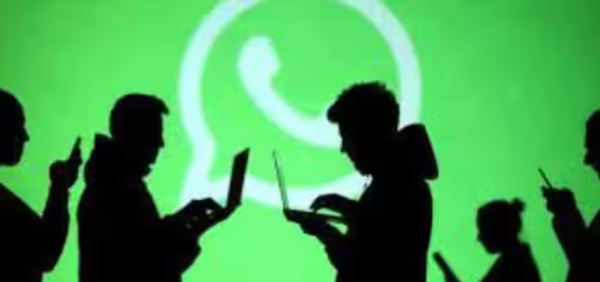 एक बार फिर WhatsApp हुआ डाउन, यूजर्स को करना पड़ रहा है इस समस्या का सामना