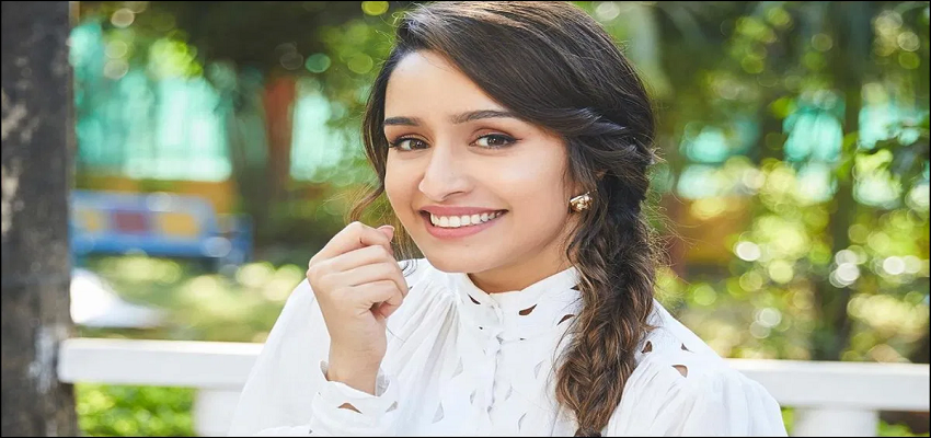 8 साल की उम्र में SHRADDHA KAPOOR को हो गया था प्यार, लाइव शो में एक्टर का बताया नाम