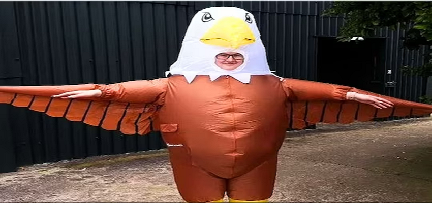 अजब नौकरी! बस चिड़ियाघर में करना होगा ये काम, मिलेगी मुंह मांगी सैलरी