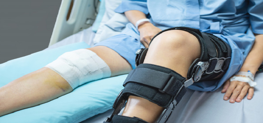 Health Tip:  घुटने की सर्जरी के बाद भूलकर भी ना करें ये काम, नुकसान जान कर हो जाएंगे हैरान