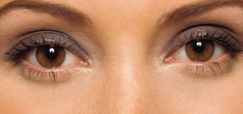 क्या आपकी भी रहती है गुलाबी आंखें, तो हो जाएं सावधान, इस बीमारी के हो सकते है लक्षण