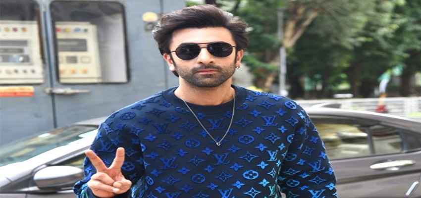 Ranbir Kapoor ने फिल्म ‘आदिपुरुष’ के खरीदे 10,000 टिकट, कारण जानकर चौंक जाएंगे आप