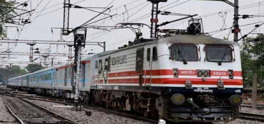 Canceled Train List: बिपार्जॉय चक्रवात के कारण राजस्थान में उखड़ी रेल पटरियां, रेलवे ने इन रूटों पर दर्जनों ट्रेनें कीं रद्द