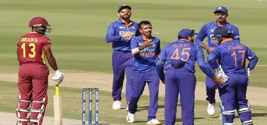 IND vs WI: वेस्टइंडीज दौरे के लिए हुआ टीम इंडिया का एलान, जानें किसकी लगी लॉटरी और किसका कटा पत्ता