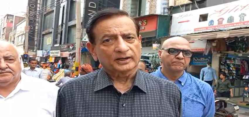 Delhi News: करोल बाग के व्यापारी अपनी दुकानें छोड़ने को मजबूर, जानिए क्या है उनकी समस्याएं
