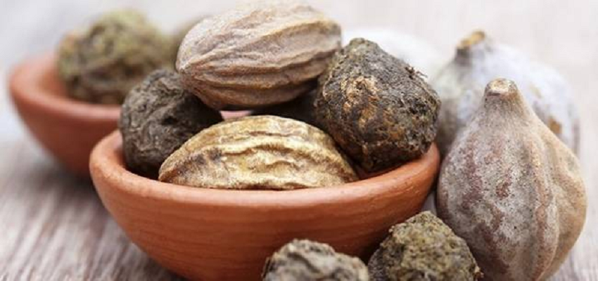 इस चीज के सेवन से दूर होंगी आंखों से जुड़ी सारी परेशानी