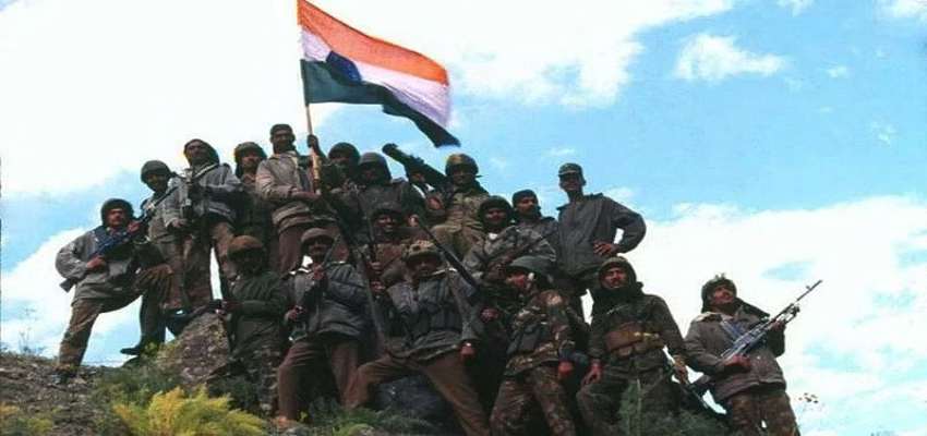Kargil Vijay Diwas के मौके पर बॉलीवुड सितारों ने सेना की शहादत को किया याद, अक्षय कुमार सहित तमाम सितारों ने वीरों को किया सलाम