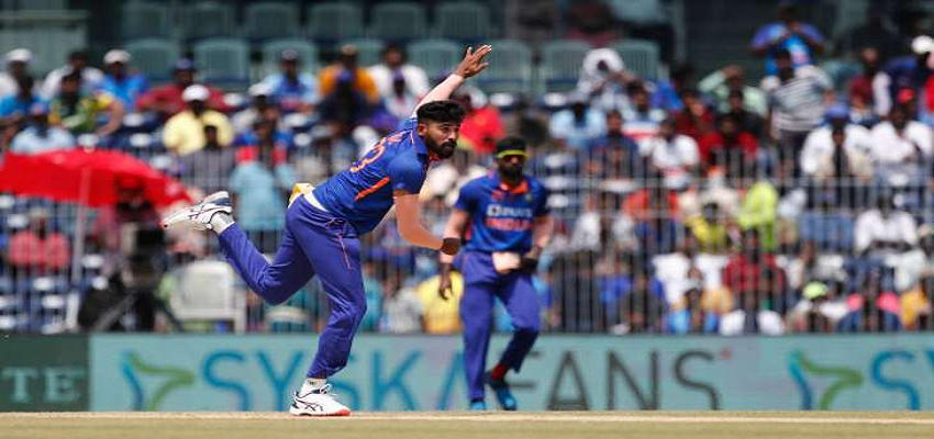 IND vs WI: बीच सीरीज में मोहम्मद सिराज ने छोड़ा टीम का साथ, BCCI ने बताई वजह