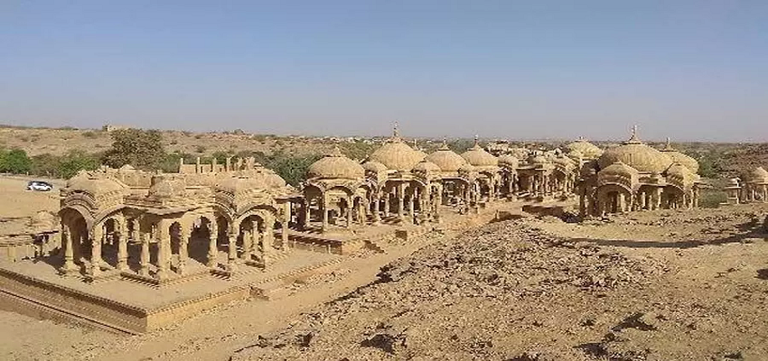 भारत का ऐसा गांव जहां शादी के बाद नवविवाहित श्मशान घाट में करते है पूजा, जानें कारण