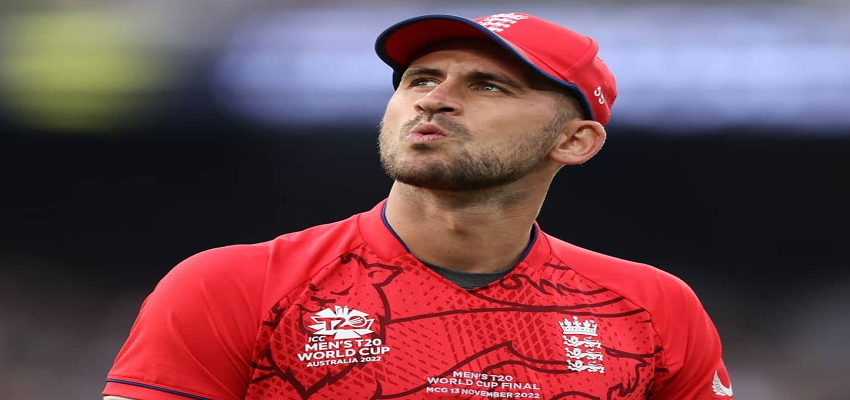 ODI WORLD CUP से पहले इंग्लैंड को बड़ा झटका, इस स्टार खिलाड़ी ने किया संन्यास का ऐलान