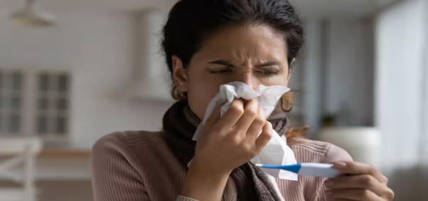 देश में तेजी के साथ बढ़ रहा वायरल बुखार, जानें लक्षण और बचाव