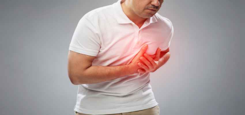HEART ATTACK SIGN: दिल का दौरा पड़ने से पहले शरीर देता है ये बड़े संदेश, नजरअंदाज करने की न करें भूल, जानें इसके लक्षण