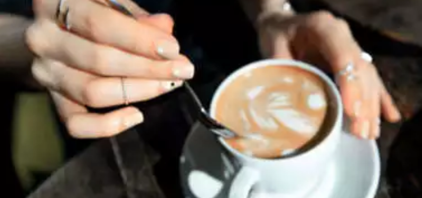 अधिक कॉफी पीना सेहत के लिए साबित हो सकता है खतरनाक, जानें क्या हैं नुकसान