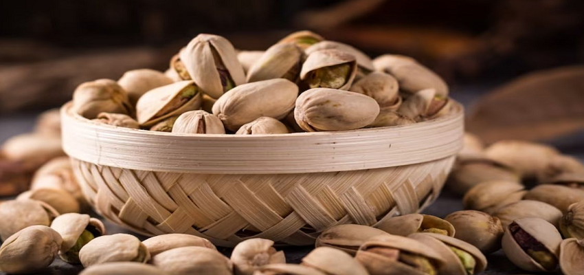 Health: सेहत के साथ ही खूबसूरती निखारता है पिस्ता, जानें इससे जुड़े 5 बड़े फायदे