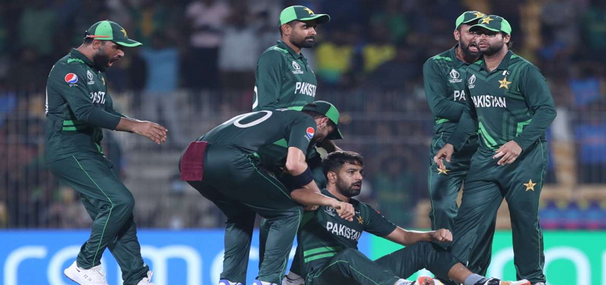 World Cup 2023: क्या अभी भी सेमीफ़ाइनल में पहुँच सकता है पाकिस्तान? जानें क्या है समीकरण