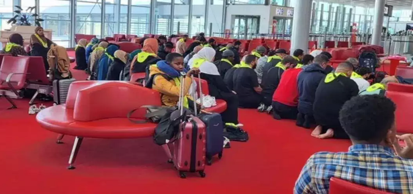 फ्रांस में एयरपोर्ट पर खुलेआम नमाज पढ़ने पर बवाल, एयरपोर्ट संचालक ने ऐसी घटना को बताया दुर्भाग्यपूर्ण