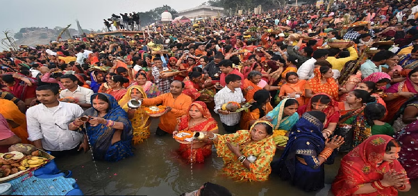 Chhath Puja 2023: कब है छठ पूजा? यहां जाने चार दिन मनाए जाने वाले इस  पर्व की सभी तारीखें