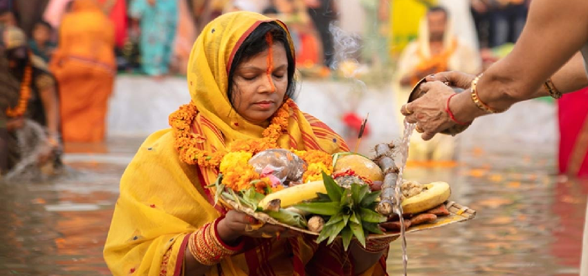 Chhath Puja 2023: महाछठ की पूजा में भूलकर भी ना करें ये गलतियां, वरना नहीं मिलेगा व्रत का फल