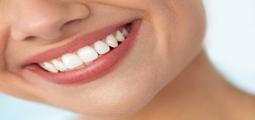 Health: क्या आप भी चाहते हैं मोतियों सी चमकती मुस्कान? तो इन पांच टिप्स को करें फॉलो