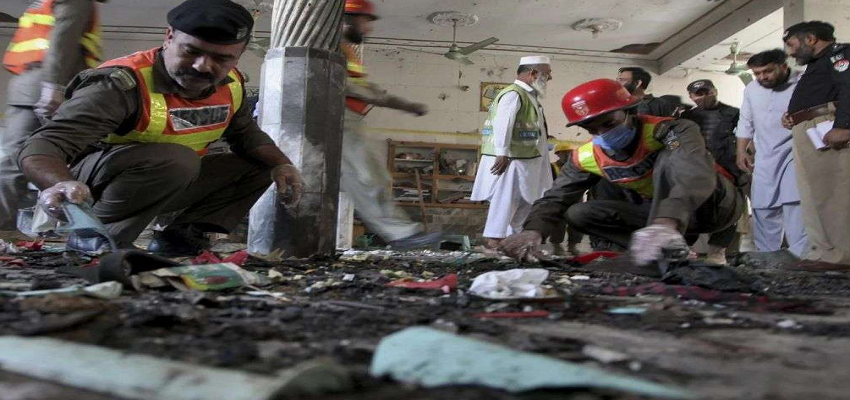 Pakistan में चुनाव से पहले पुलिस स्टेशन पर आतंकी हमला, 10 पुलिसकर्मियों की मौत