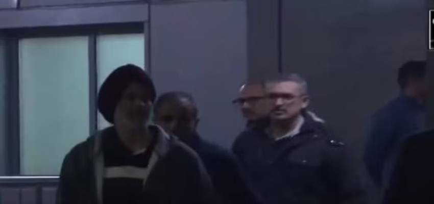 Qatar Indian Navy Officers: विदेश में कैद भारतीय कैदियों की मदद कैसी करती सरकार, क्या है नियम