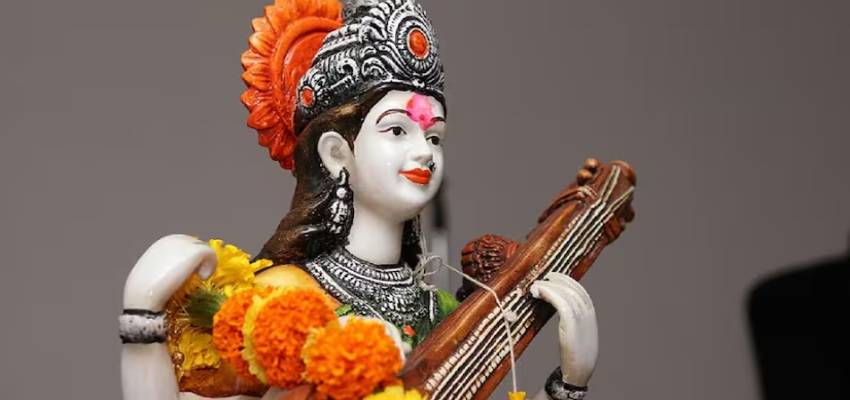 Basant Panchami 2024: बसंत पंचमी आज, जानें इस दिन का धार्मिक महत्व और शुभ मुहूर्त