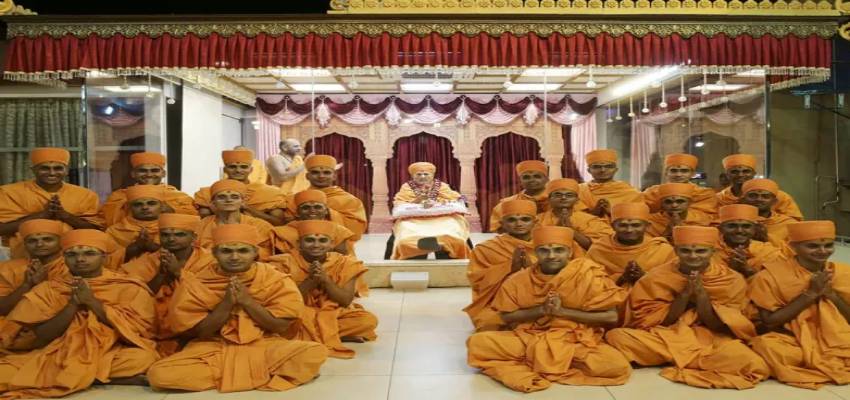 स्वामी नारायण संप्रदाय कौन हैं? जिसके दुनियाभर में है मंदिर