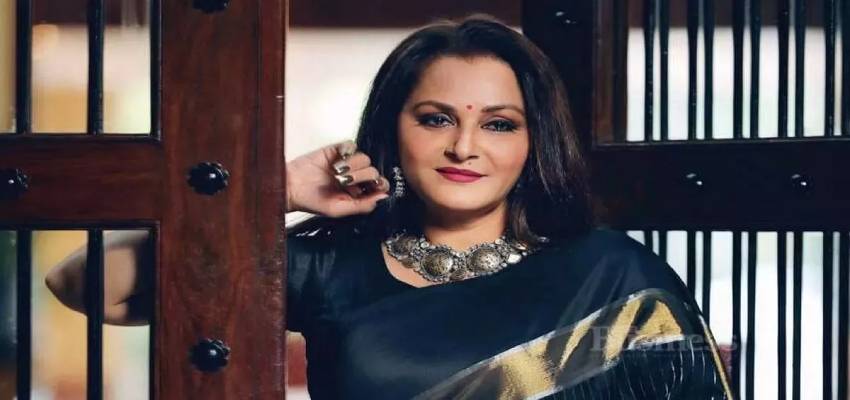 बॉलीवुड अभिनेत्री जया प्रदा की बढ़ी मुश्किलें, कोर्ट ने गिरफ्तार करने का दिए आदेश