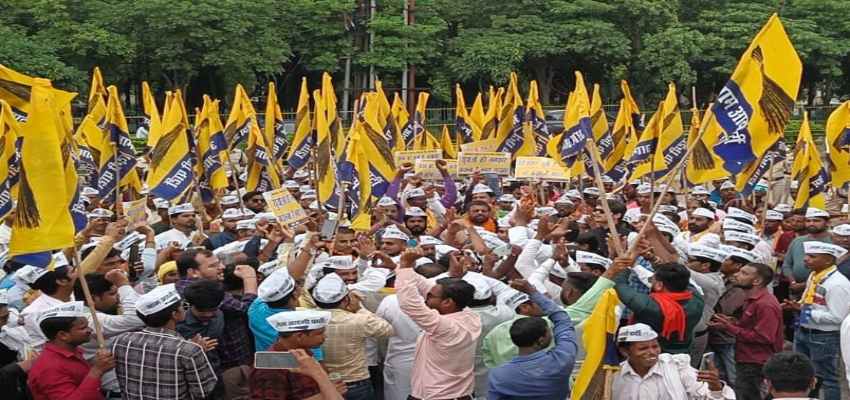 Arvind Kejriwal Arrested: केजरीवाल की गिरफ्तारी के विरोध में पूरे देश में AAP का आज विरोध प्रदर्शन, भाजपा कार्यालय का करेंगे घेराव